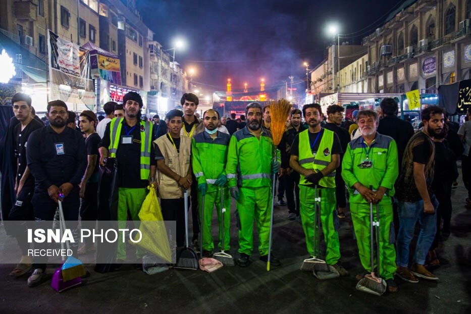تصاویر: خدمت رسانی پاکبانان شهرداری تهران در نجف و کربلا