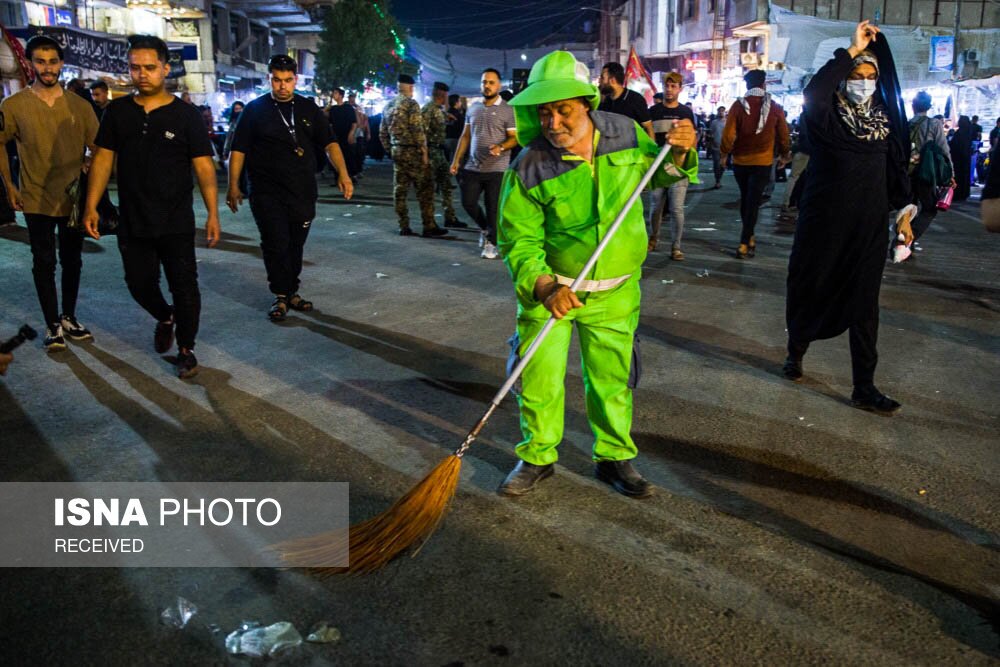 تصاویر: خدمت رسانی پاکبانان شهرداری تهران در نجف و کربلا