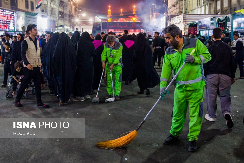 تصاویر: خدمت رسانی پاکبانان شهرداری تهران در نجف و کربلا