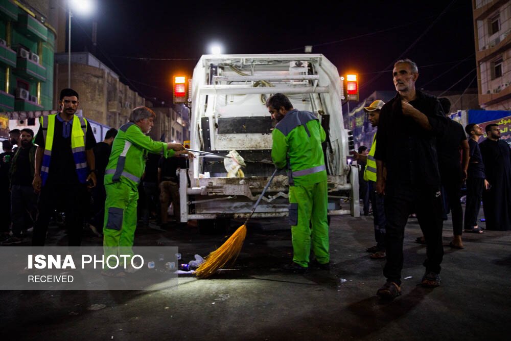 تصاویر: خدمت رسانی پاکبانان شهرداری تهران در نجف و کربلا