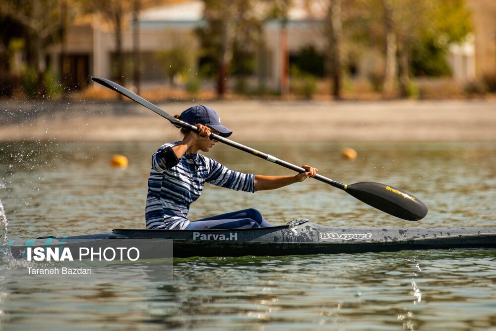 تصاویر: مسابقات المپیاد استعداد‌های برتر قایقرانی بانوان کشور