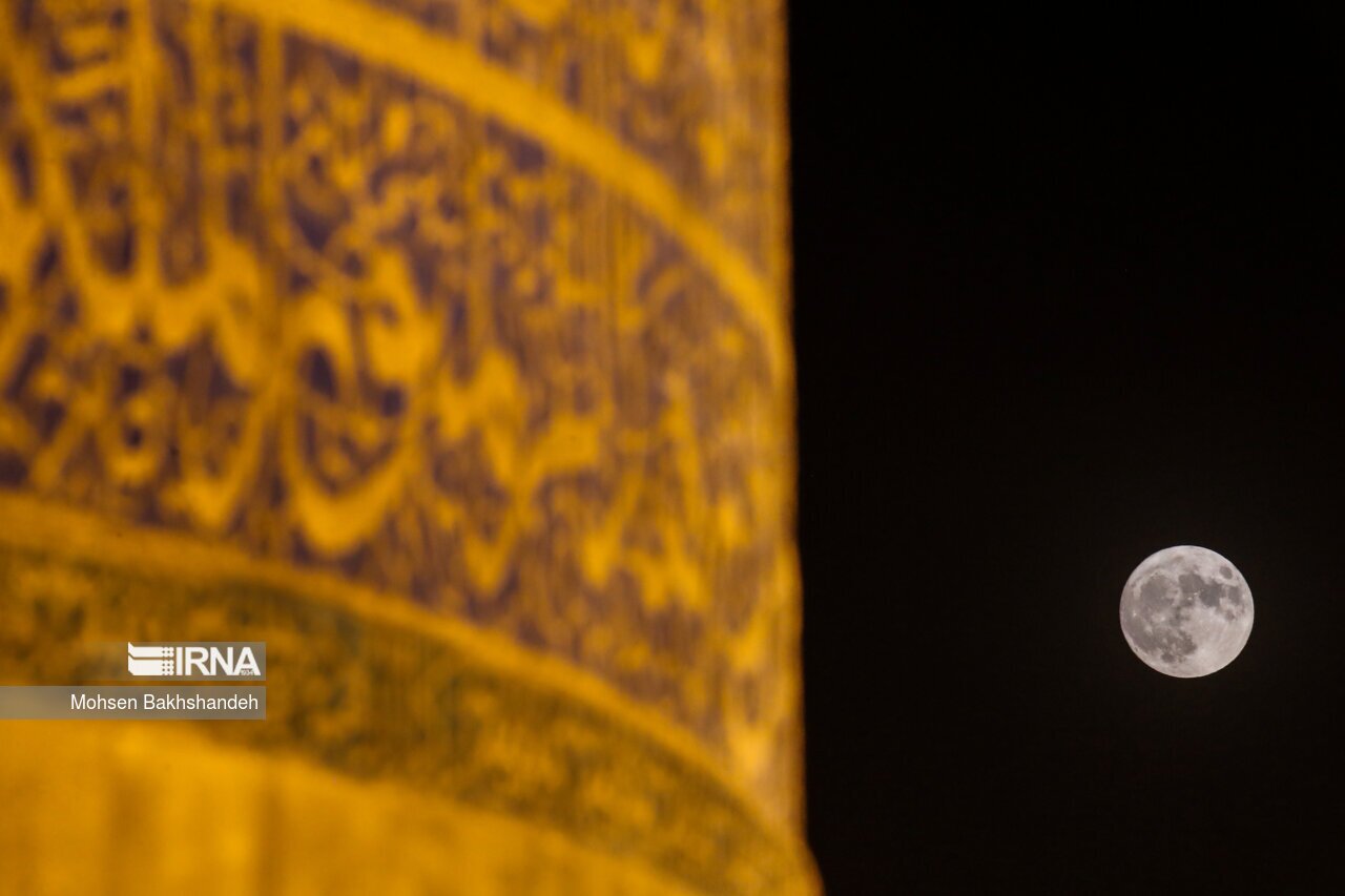 تصاویر: سومین اَبَر ماه سال
