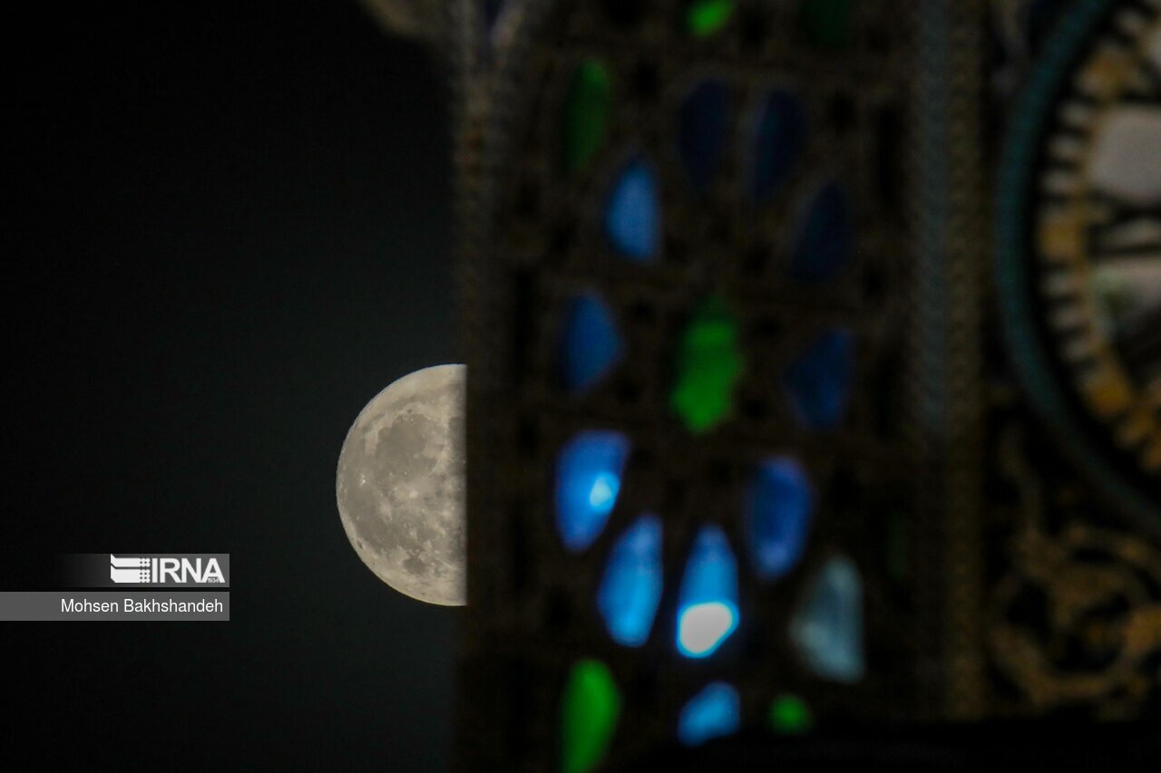 تصاویر: سومین اَبَر ماه سال