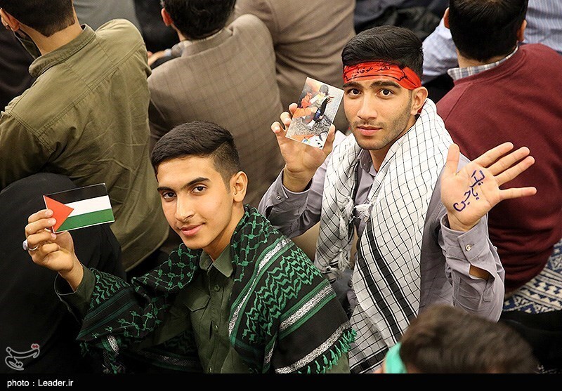 تصاویر:  دیدار دانش‌آموزان و دانشجویان با مقام معظم رهبری