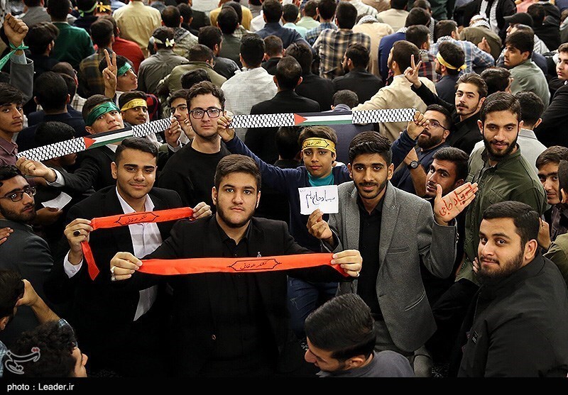 تصاویر:  دیدار دانش‌آموزان و دانشجویان با مقام معظم رهبری