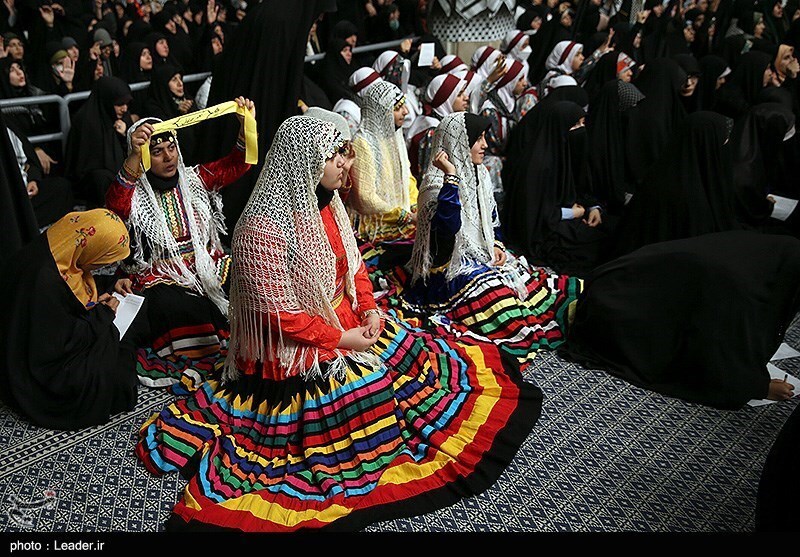 تصاویر:  دیدار دانش‌آموزان و دانشجویان با مقام معظم رهبری