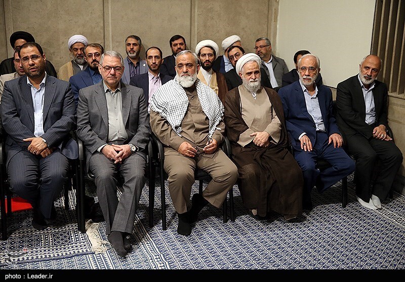 تصاویر:  دیدار دانش‌آموزان و دانشجویان با مقام معظم رهبری