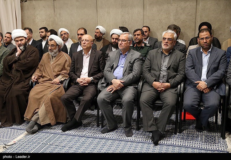 تصاویر:  دیدار دانش‌آموزان و دانشجویان با مقام معظم رهبری