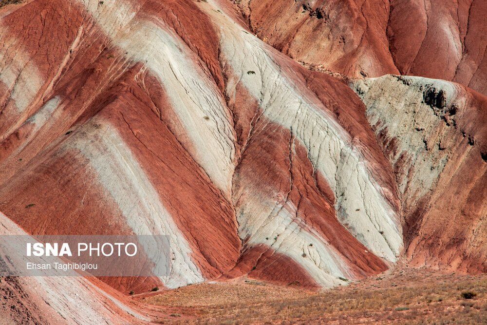 تصاویر: کوه‌های رنگین کمانی زنجان