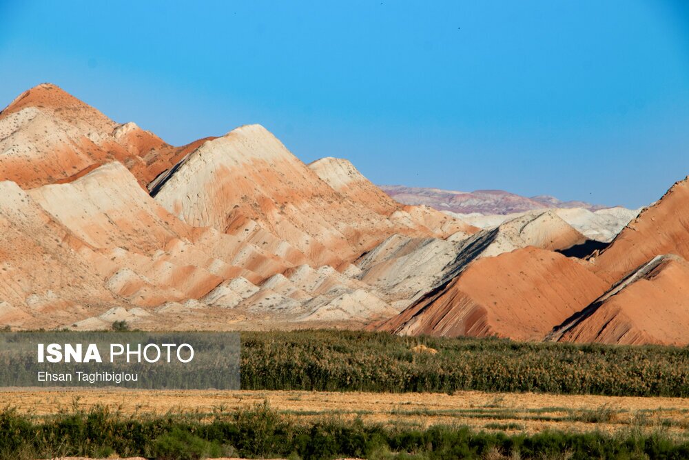 تصاویر: کوه‌های رنگین کمانی زنجان