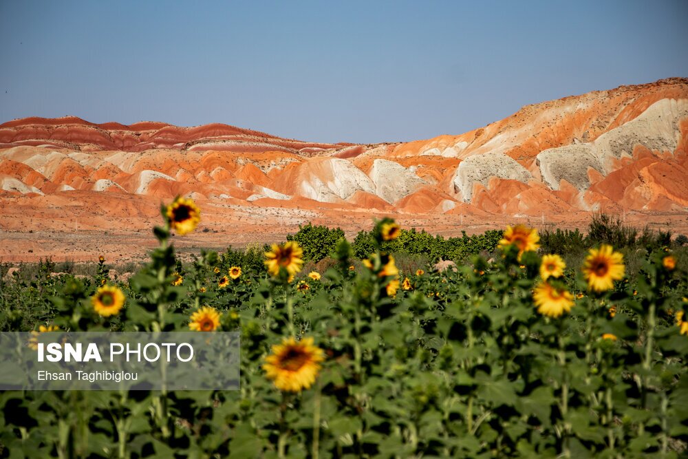 تصاویر: کوه‌های رنگین کمانی زنجان