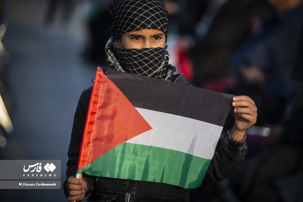 تصاویر: پخش سخنرانی دبیر کل حزب الله در تهران