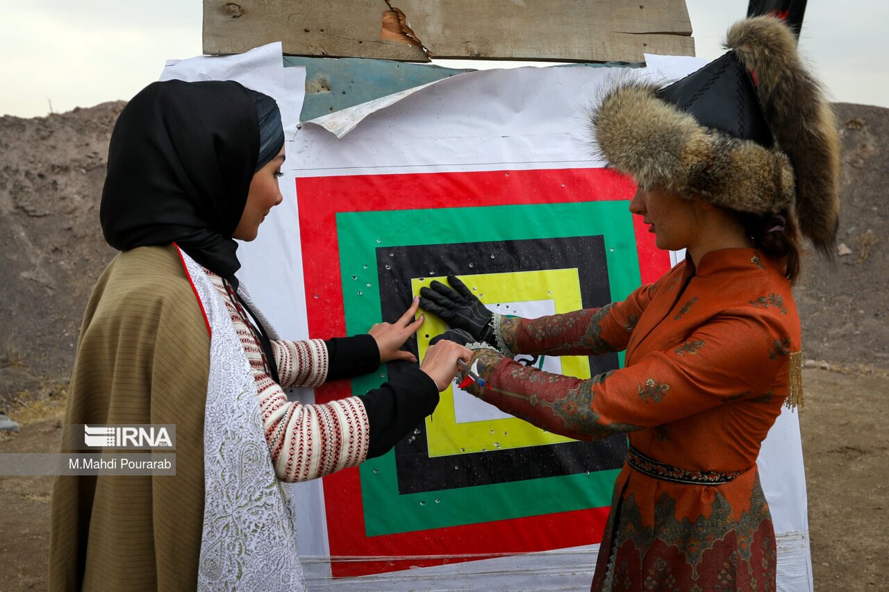 تصاویر: مسابقات هنرهای رزمی سواره «راه ابریشم»