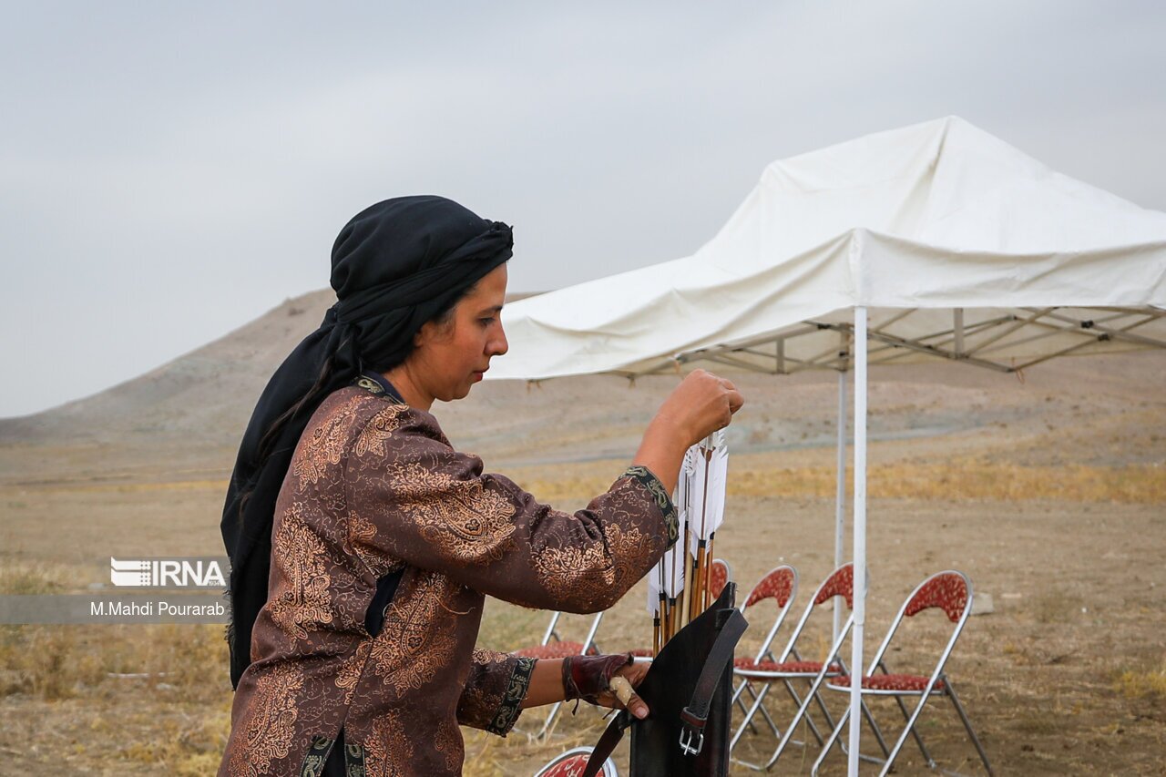 تصاویر: مسابقات هنرهای رزمی سواره «راه ابریشم»