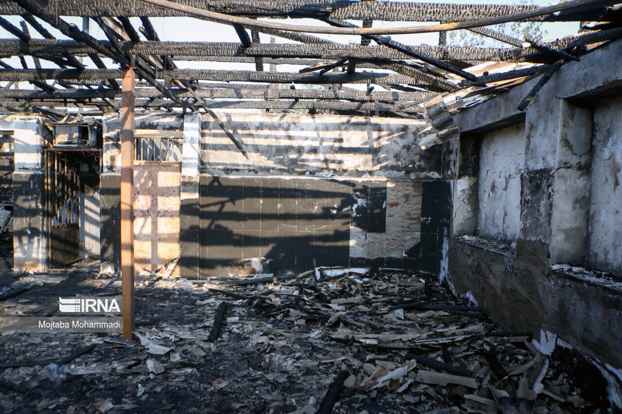 تصاویر: آتش سوزی کمپ ترک اعتیاد در لنگرود