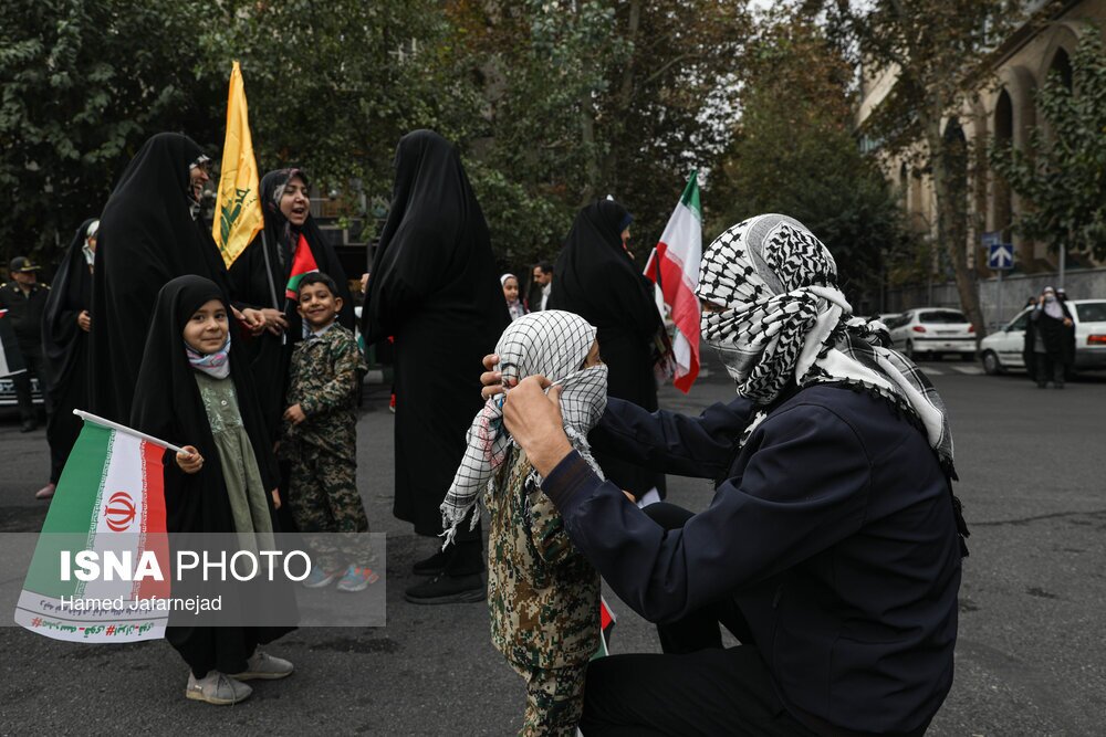 تصاویر: راهپیمایی ۱۳ آبان در سراسر کشور