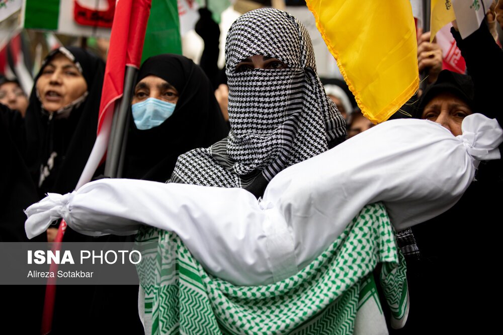 تصاویر: راهپیمایی ۱۳ آبان در سراسر کشور