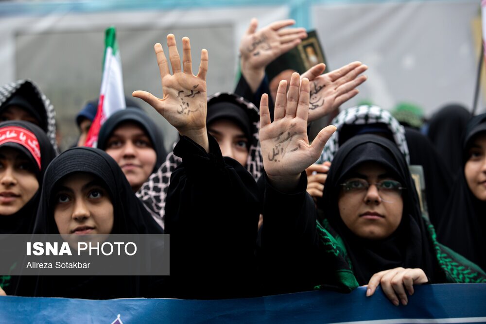 تصاویر: راهپیمایی ۱۳ آبان در سراسر کشور