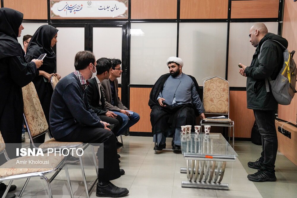 تصاویر: آغاز ثبت نام ششمین دوره انتخابات مجلس خبرگان رهبری