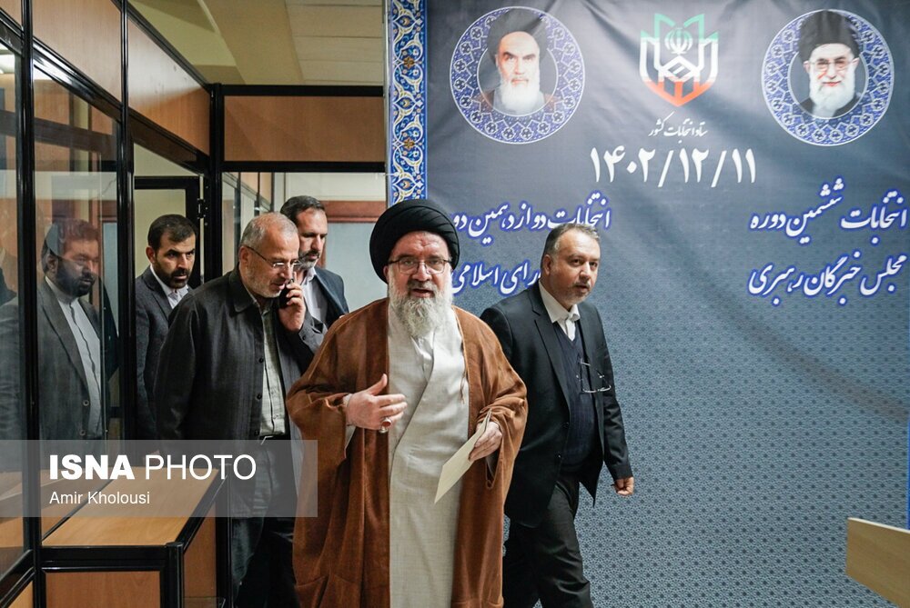 تصاویر: آغاز ثبت نام ششمین دوره انتخابات مجلس خبرگان رهبری