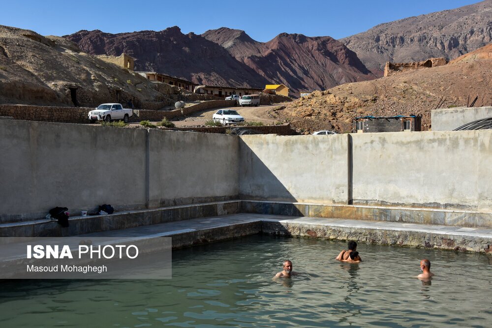 تصاویر: چشمه‌های معدنی آبگرم سمنان