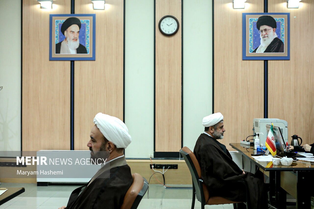 تصاویر: آخرین روز نام نویسی داوطلبان مجلس خبرگان رهبری