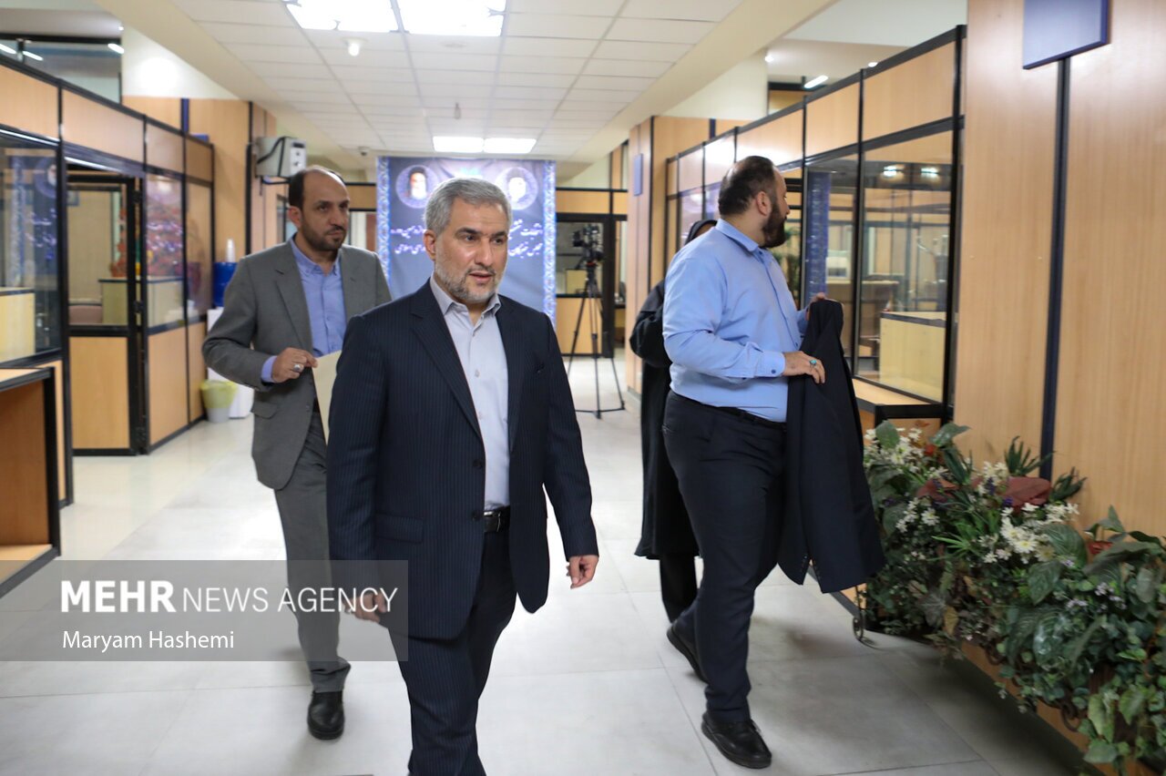 تصاویر: آخرین روز نام نویسی داوطلبان مجلس خبرگان رهبری