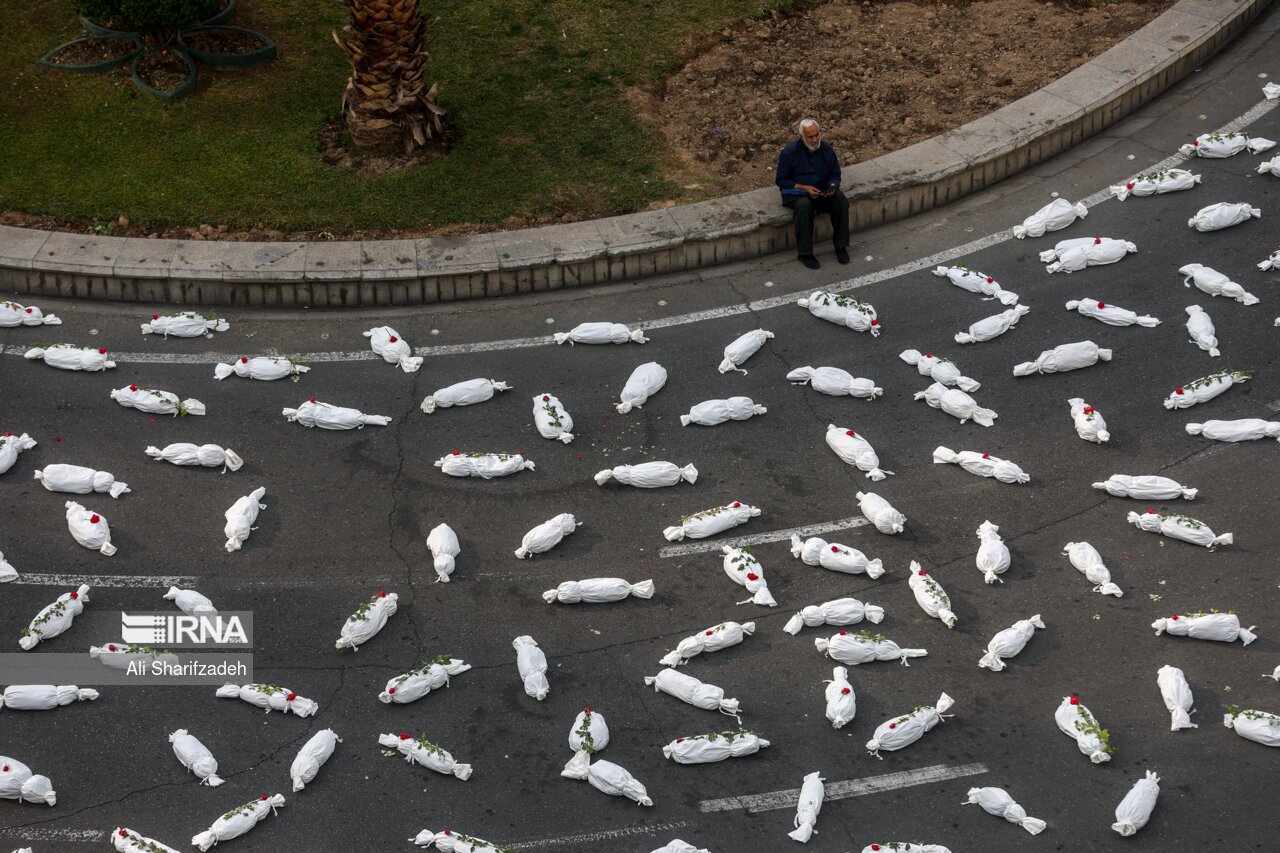 تصاویر: چیدمان «سمفونی کشته گان»