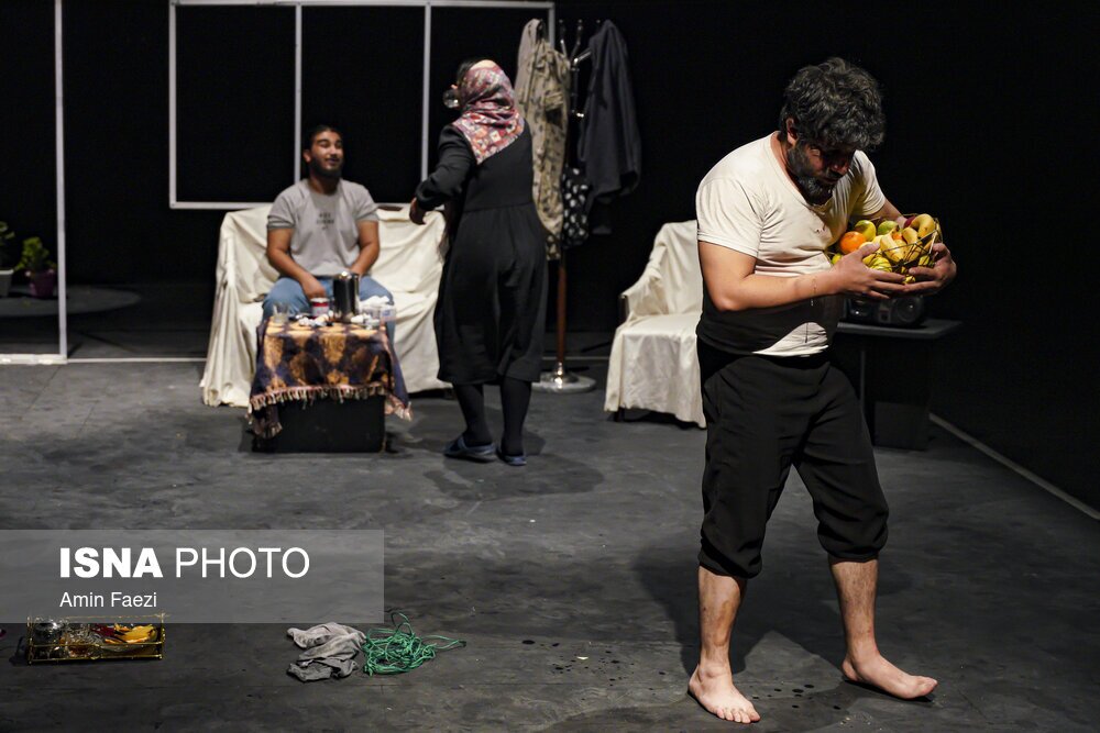 تصاویر: سومین روز از جشنواره تئاتر استان فارس