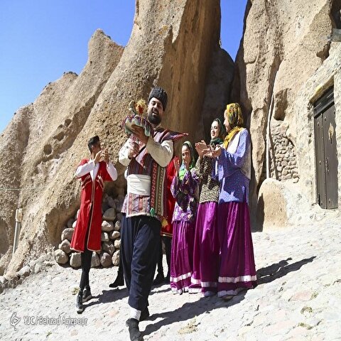 تصاویر: روستای صخره‌ای کندوان