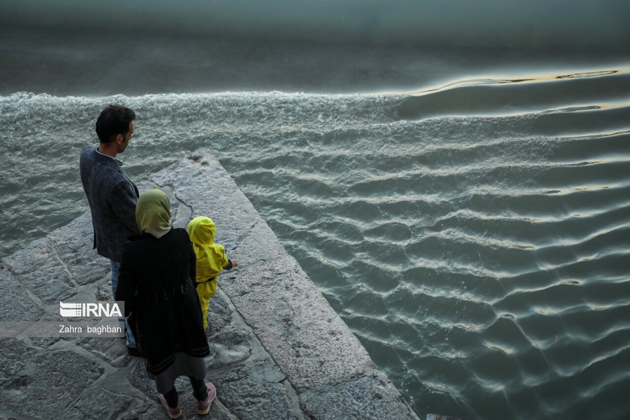 تصاویر: زاینده رود؛ چشم و چراغ اصفهان