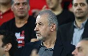ببینید / درگیری شدید هواداران با رضا درویش مدیرعامل باشگاه پرسپولیس