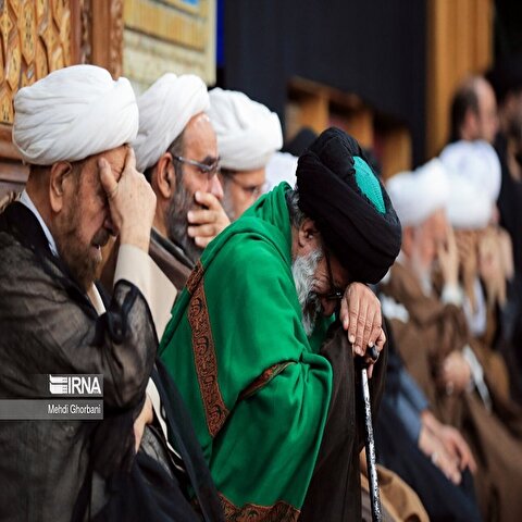 تصاویر: تشییع پیکر همسر آیت الله وحید خراسانی