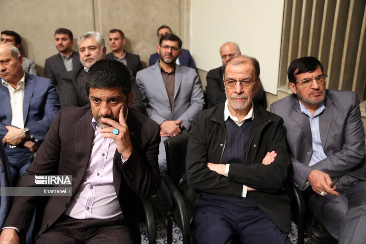 تصاویر: دیدار قهرمانان و مدال‌آوران ورزشی با رهبر انقلاب