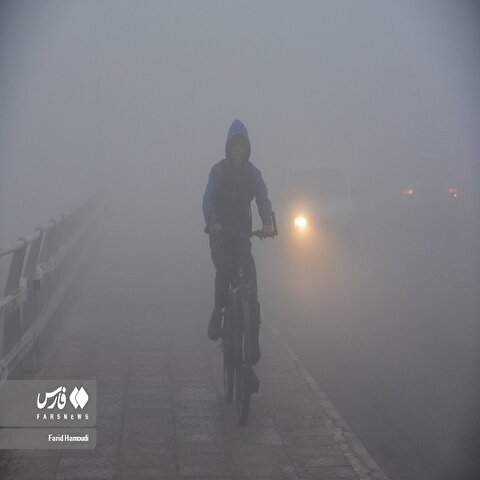 تصاویر: «مه صبحگاهی» در آبادان