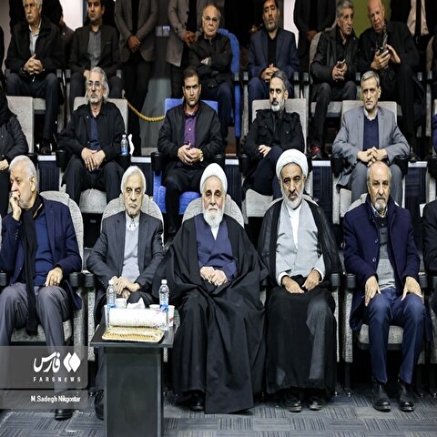 تصاویر: تشییع پیکر مرحوم محمود مشحون