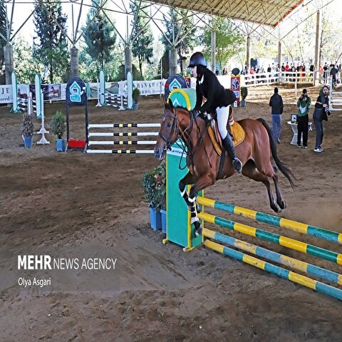 تصاویر: پنجمین رویداد پرش با اسب جام اسب ترکمن
