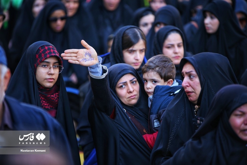 تصاویر: آئین تشییع پیکر شهدای گمنام در ایران