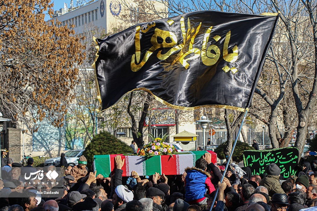 تصاویر: آئین تشییع پیکر شهدای گمنام در ایران