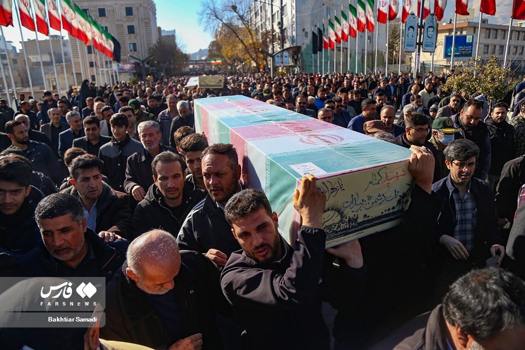 تصاویر: آئین تشییع پیکر شهدای گمنام در ایران