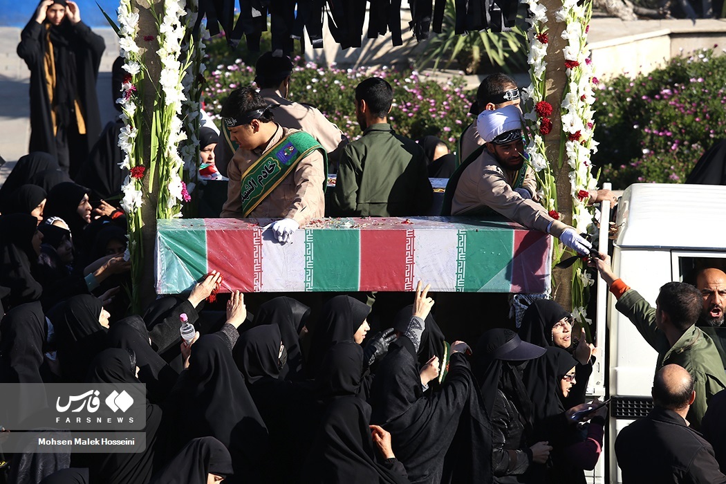 تصاویر: آئین تشییع پیکر شهدای گمنام در ایران