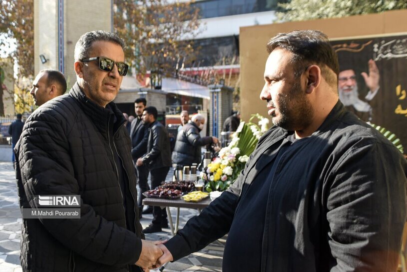 تصاویر: مراسم ترحیم مادر محمدحسین میثاقی