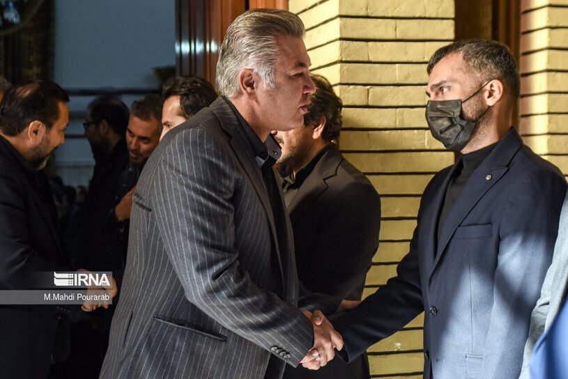 تصاویر: مراسم ترحیم مادر محمدحسین میثاقی