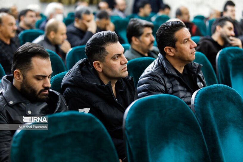 تصاویر: مراسم ترحیم مادر محمدحسین میثاقی