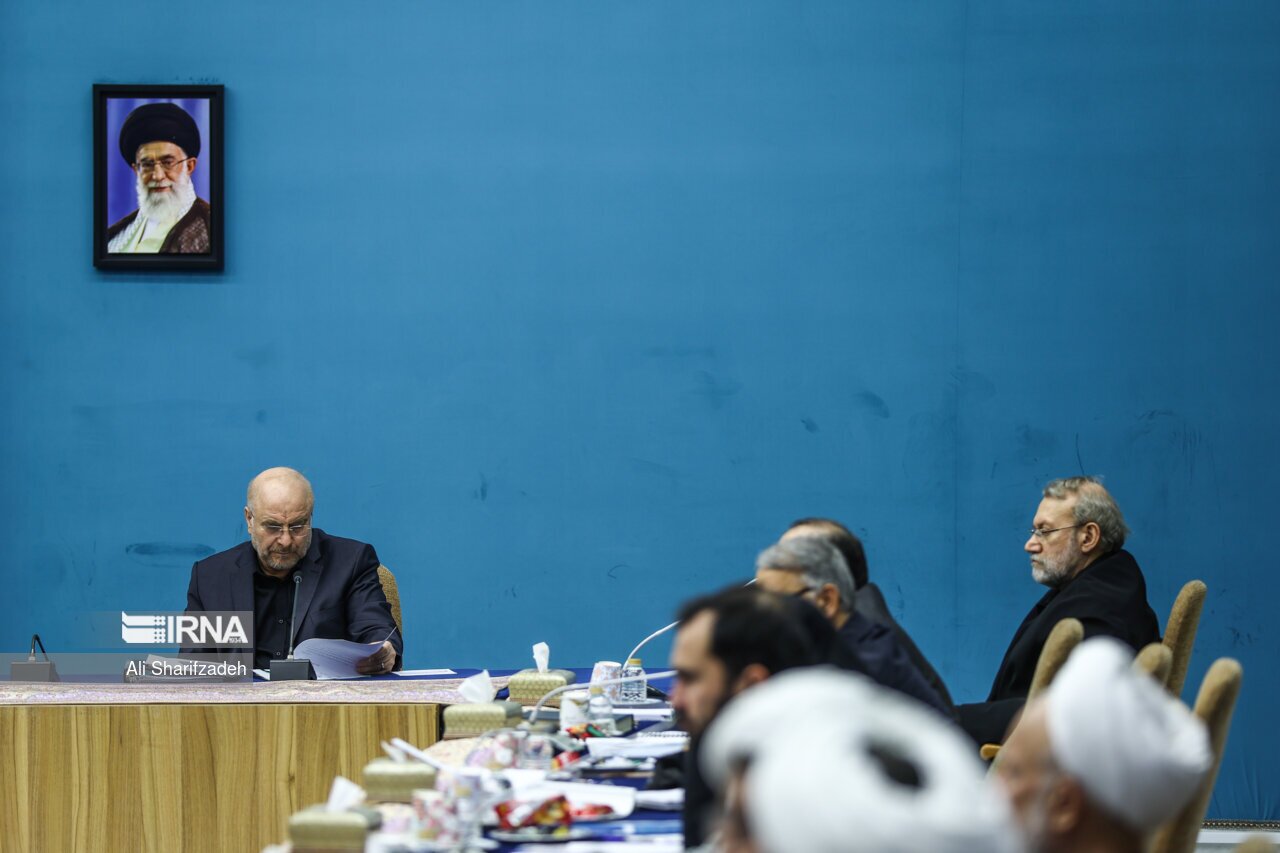 تصاویر: جلسه شورای عالی انقلاب فرهنگی
