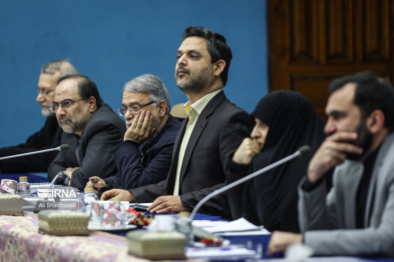تصاویر: جلسه شورای عالی انقلاب فرهنگی