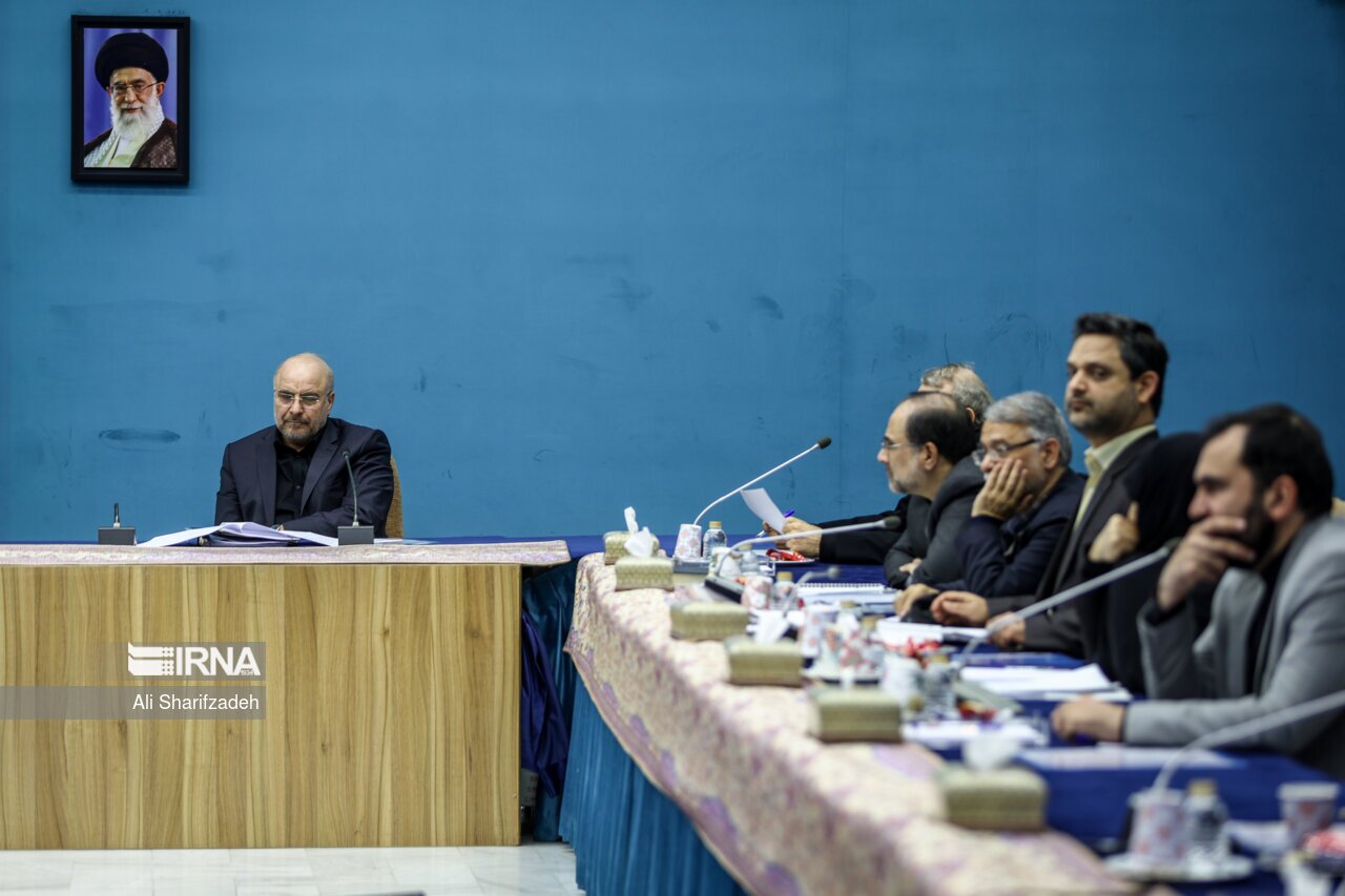 تصاویر: جلسه شورای عالی انقلاب فرهنگی