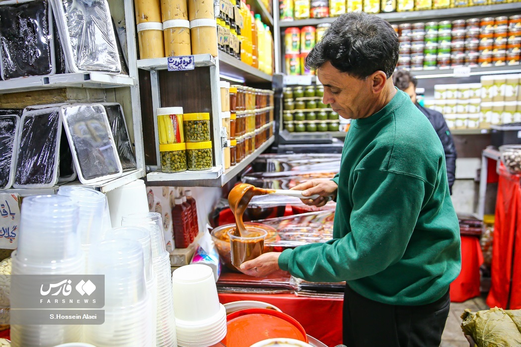 تصاویر: بازار خرید «شب یلدا» در تهران