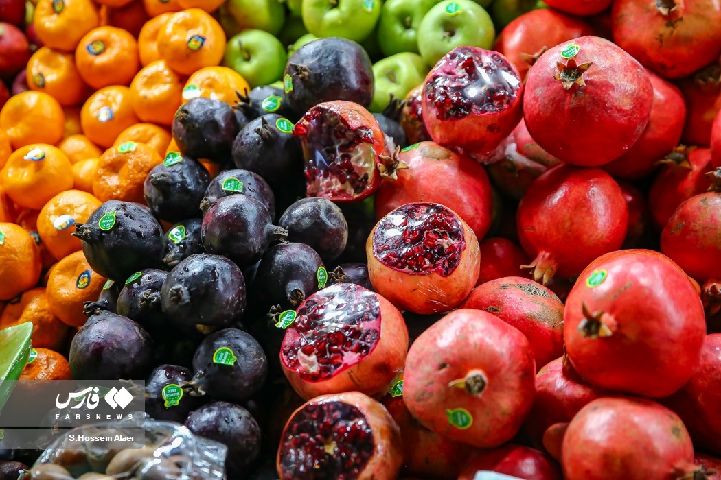 تصاویر: بازار خرید «شب یلدا» در تهران