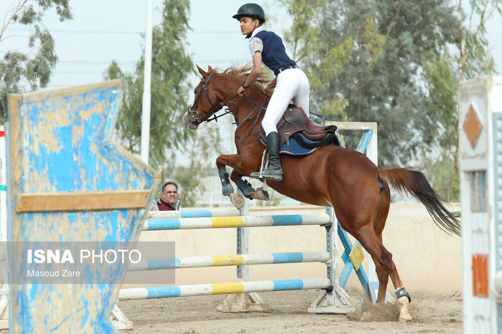 تصاویر: مسابقات پرش با اسب یزد